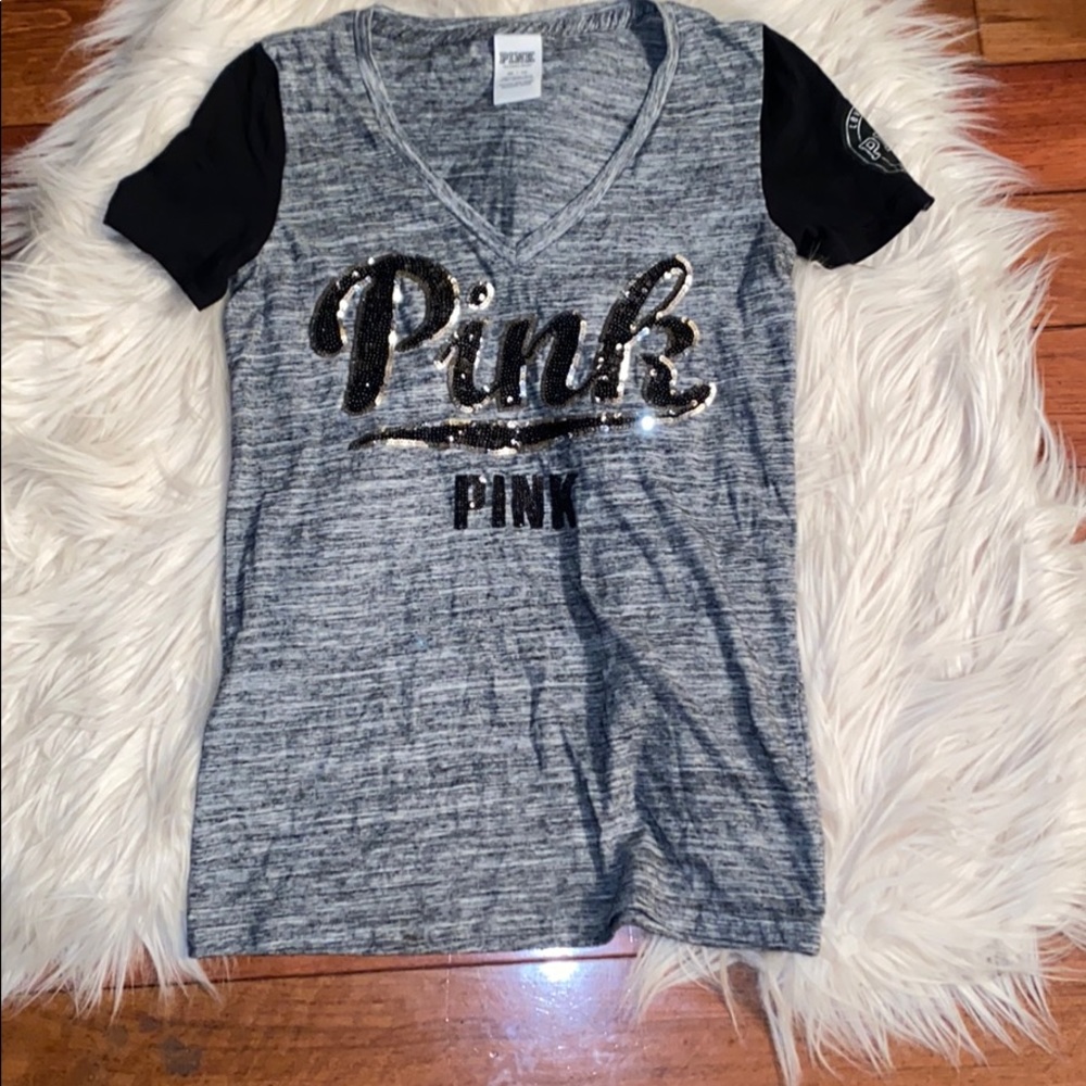 Victoria’s Secret Pink v neck tee